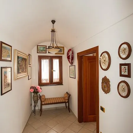 Holiday home Casa Degli Affreschi Maiori